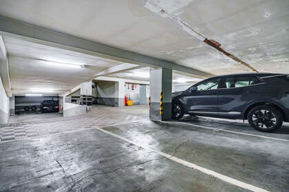 Parking space for sale in Arapiles, Chamberí, Madrid. 