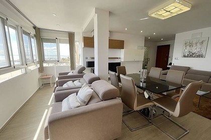 Wohnung in Playa de la Pobla de Farnals, Valencia. 