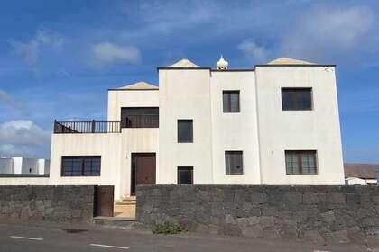 Вилла Продажа в Tinajo, Lanzarote. 