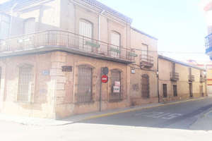 Huizen verkoop in Nucleo Urbano, Valdepeñas, Ciudad Real. 