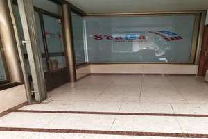 Commercial premise in Centro, Valdepeñas, Ciudad Real. 