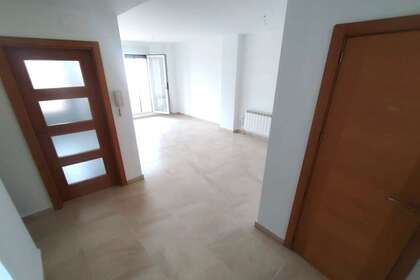 Rijtjeshuizen verkoop in Nuevo Valdepeñas, Ciudad Real. 