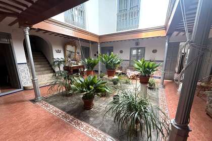 Casa venta en Centro, Valdepeñas, Ciudad Real. 