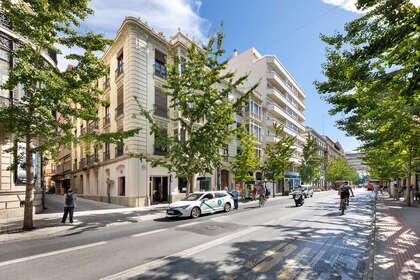 Maison de ville vendre en Gran Via, Granada. 