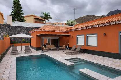 Chalé venda em El Madroñal, Adeje, Santa Cruz de Tenerife, Tenerife. 