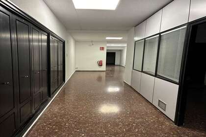 Handelspanden in Albors, Camins al grau, Valencia. 