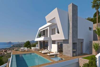 Chalet for sale in Cumbre del sol, Alicante. 