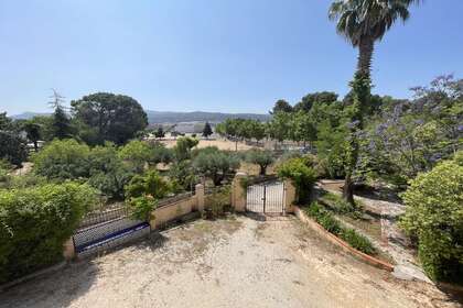 Villas til salg i Ontinyent, Valencia. 