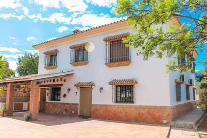Ranch vendita in Alhaurín de la Torre, Málaga. 