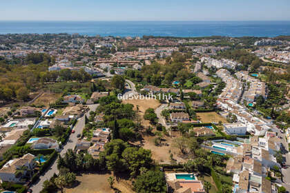 Grundstück/Finca zu verkaufen in Estepona, Málaga. 
