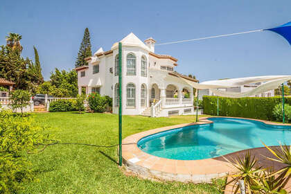 Casa Cluster venda em Elviria, Marbella, Málaga. 