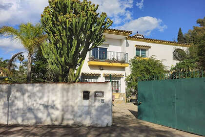 Cluster house for sale in San Pedro de Alcántara, Marbella, Málaga. 