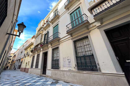 Apprt dernier Etage vendre en Málaga - Centro. 