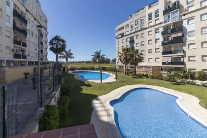 Apartment zu verkaufen in Nueva andalucia, Málaga. 