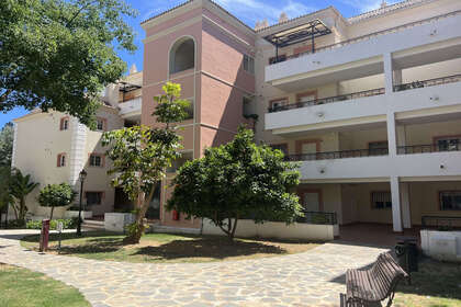 Apartment zu verkaufen in Nueva andalucia, Málaga. 
