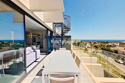 Apartmány na prodej v Puerto Banús, Marbella, Málaga. 