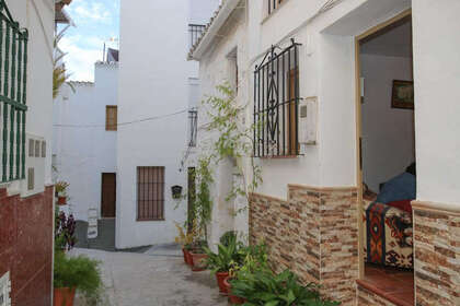 House for sale in Tolox, Málaga. 