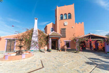 Ranch for sale in Alhaurín el Grande, Málaga. 