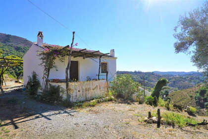 House for sale in Cómpeta, Málaga. 