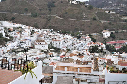 House for sale in Cómpeta, Málaga. 