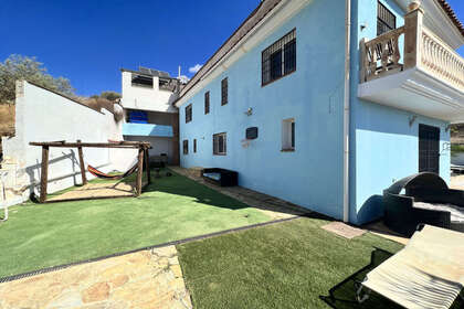 Cluster house for sale in Mijas Golf, Málaga. 