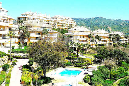 Penthouse for sale in Elviria, Marbella, Málaga. 