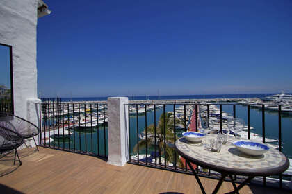 Penthouse for sale in Puerto Banús, Málaga. 