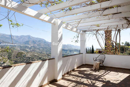 Cluster house for sale in Torrox, Málaga. 