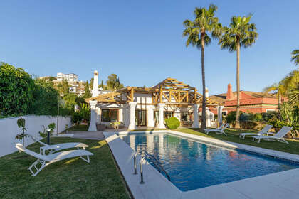 Cluster house for sale in Mijas Golf, Málaga. 