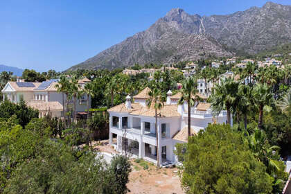 Cluster house for sale in Sierra Blanca, Marbella, Málaga. 