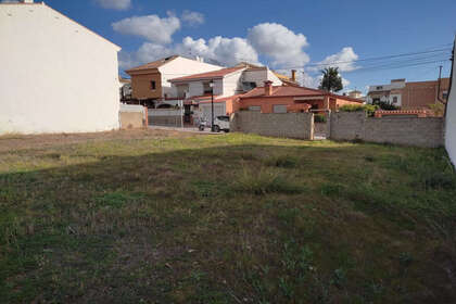 Plot for sale in Fuengirola, Málaga. 