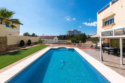 Cluster house for sale in Torreblanca, Fuengirola, Málaga. 