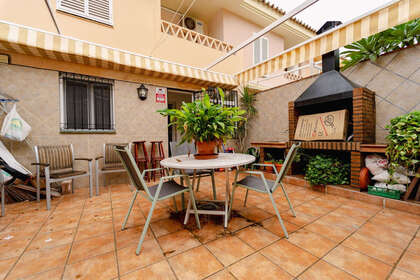 House for sale in Torreblanca, Fuengirola, Málaga. 