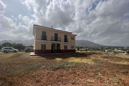 Ranch for sale in Alhaurín de la Torre, Málaga. 