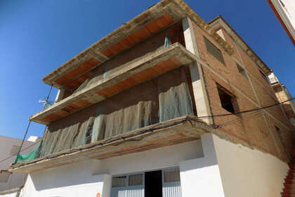 House for sale in Tolox, Málaga. 