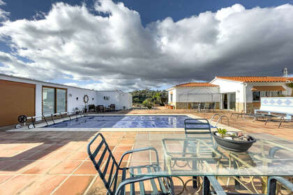 Ranch for sale in Coín, Málaga. 