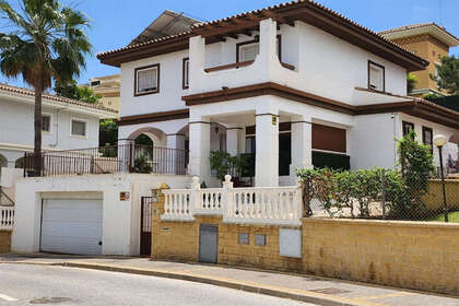 Cluster house for sale in Mijas Golf, Málaga. 