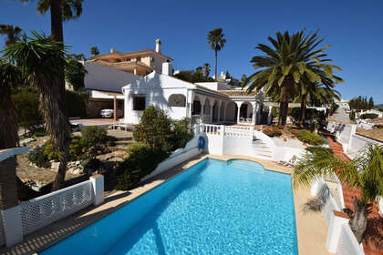 Cluster house for sale in Mijas Costa, Málaga. 