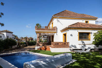 Cluster house for sale in San Pedro de Alcántara, Marbella, Málaga. 