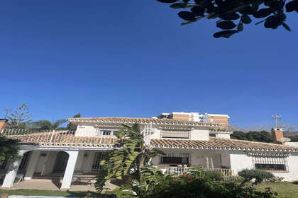 Cluster house for sale in Torremolinos, Málaga. 