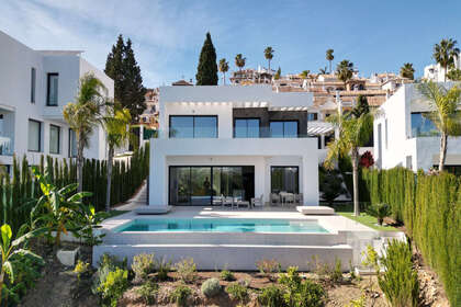 Cluster house for sale in Mijas Costa, Málaga. 