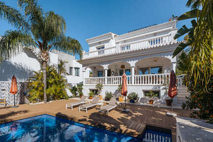 Cluster house for sale in Puerto Banús, Marbella, Málaga. 