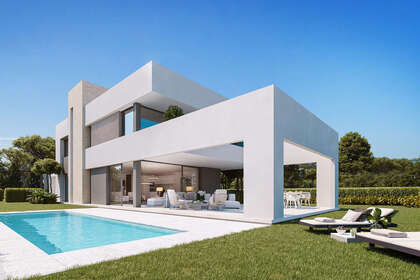 Cluster house for sale in Elviria, Marbella, Málaga. 