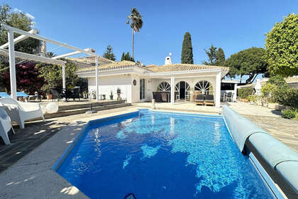 Cluster house for sale in Torreblanca, Fuengirola, Málaga. 