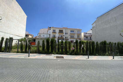 Plot for sale in Las Lagunas, Fuengirola, Málaga. 