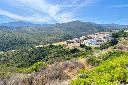 Plot for sale in Benahavís, Málaga. 