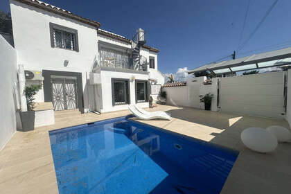 Cluster house for sale in San Pedro de Alcántara, Marbella, Málaga. 