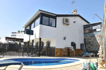 Cluster house for sale in Nerja, Málaga. 