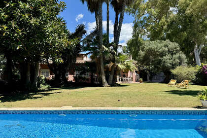 Cluster house for sale in San Pedro de Alcántara, Marbella, Málaga. 