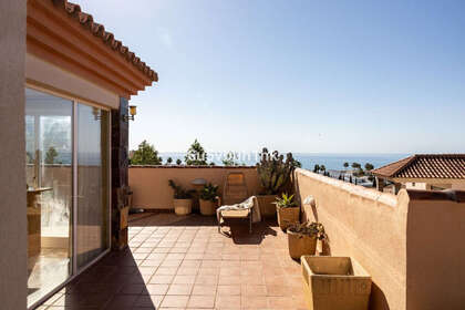 Penthouse for sale in Benalmádena, Málaga. 